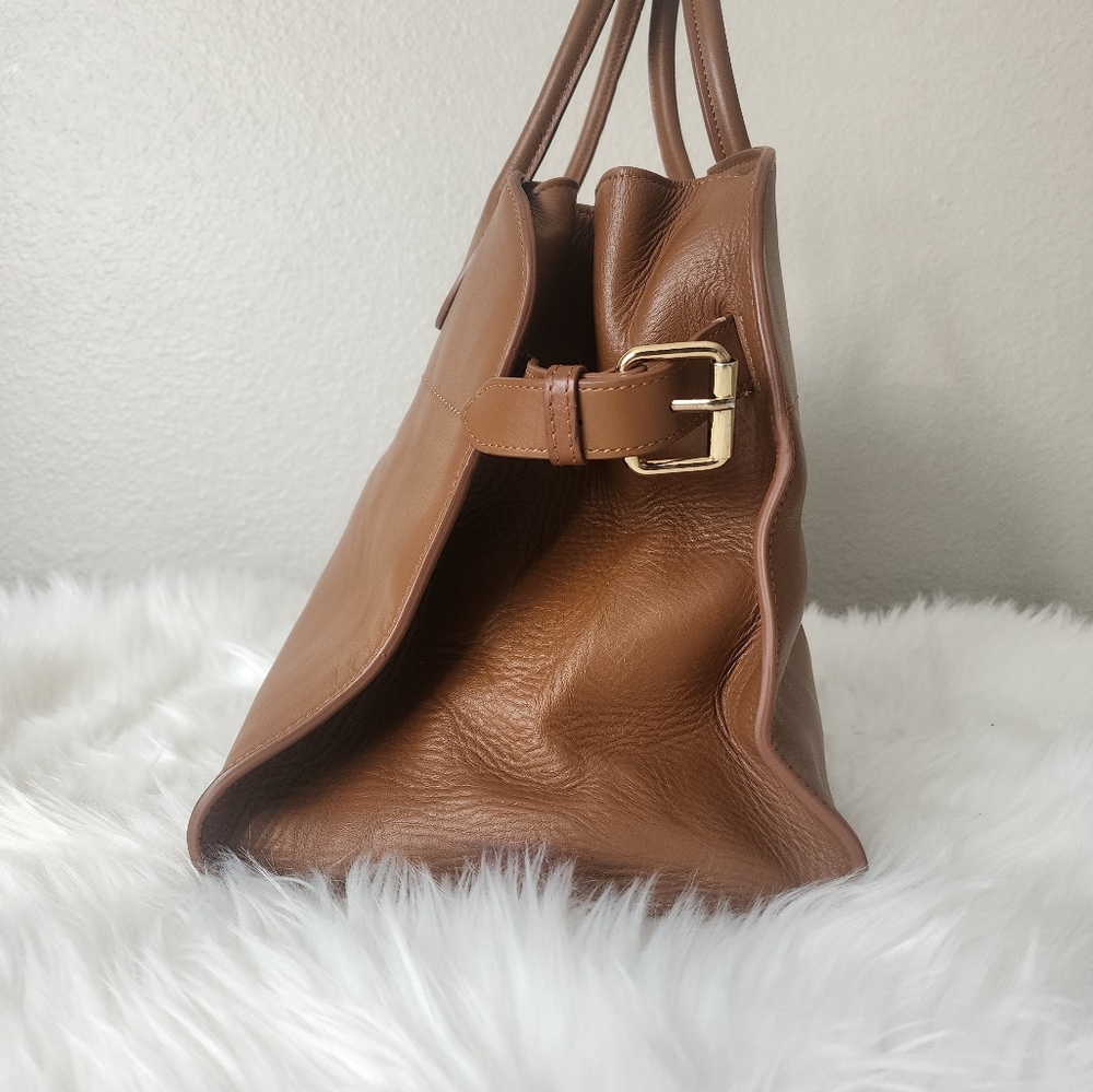 Tory Burch Tote - Picture 11 of 11